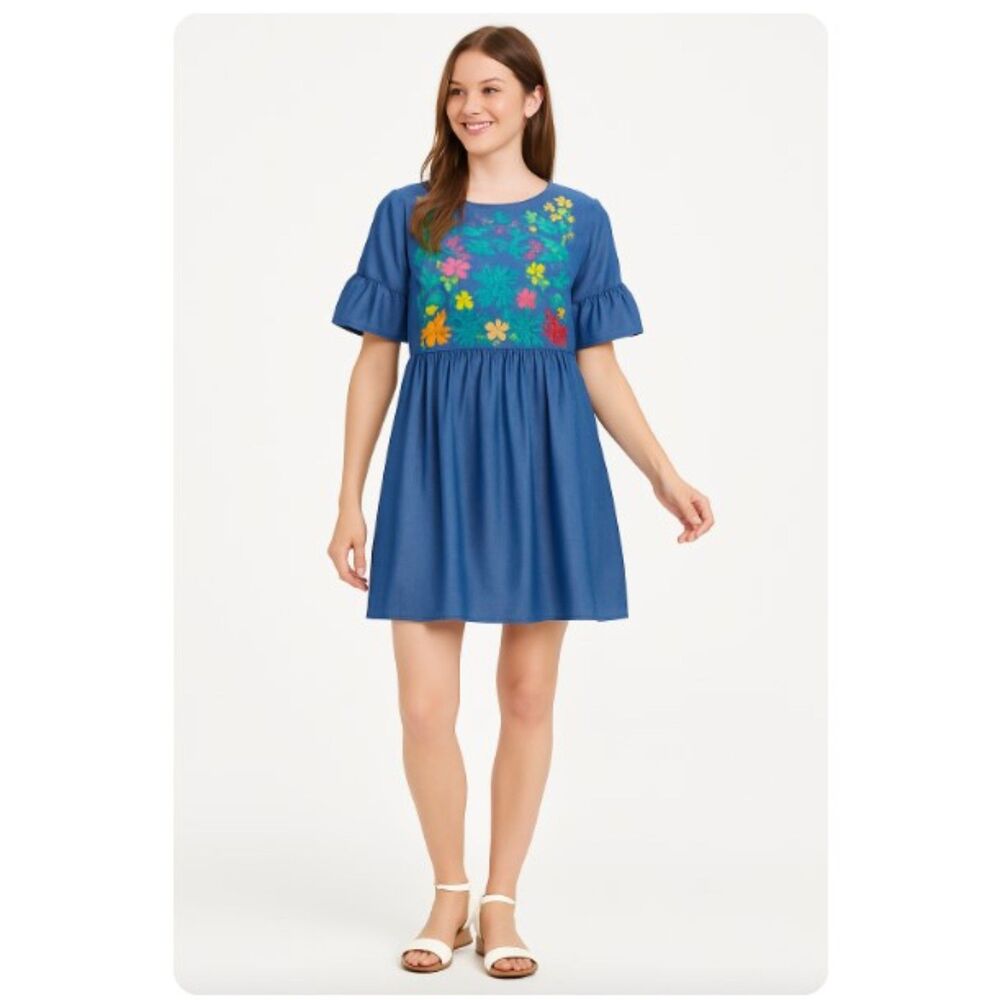 Crown & Ivy Chambray Dress Embroidered Floral Bodice Flutter Sleeves Womens M